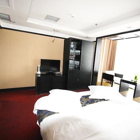 Xinjiang Yema International Clubhouse Hotel Urumqi Eksteriør billede