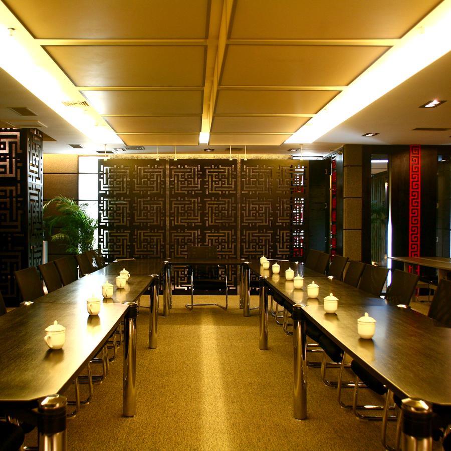 Xinjiang Yema International Clubhouse Hotel Urumqi Eksteriør billede