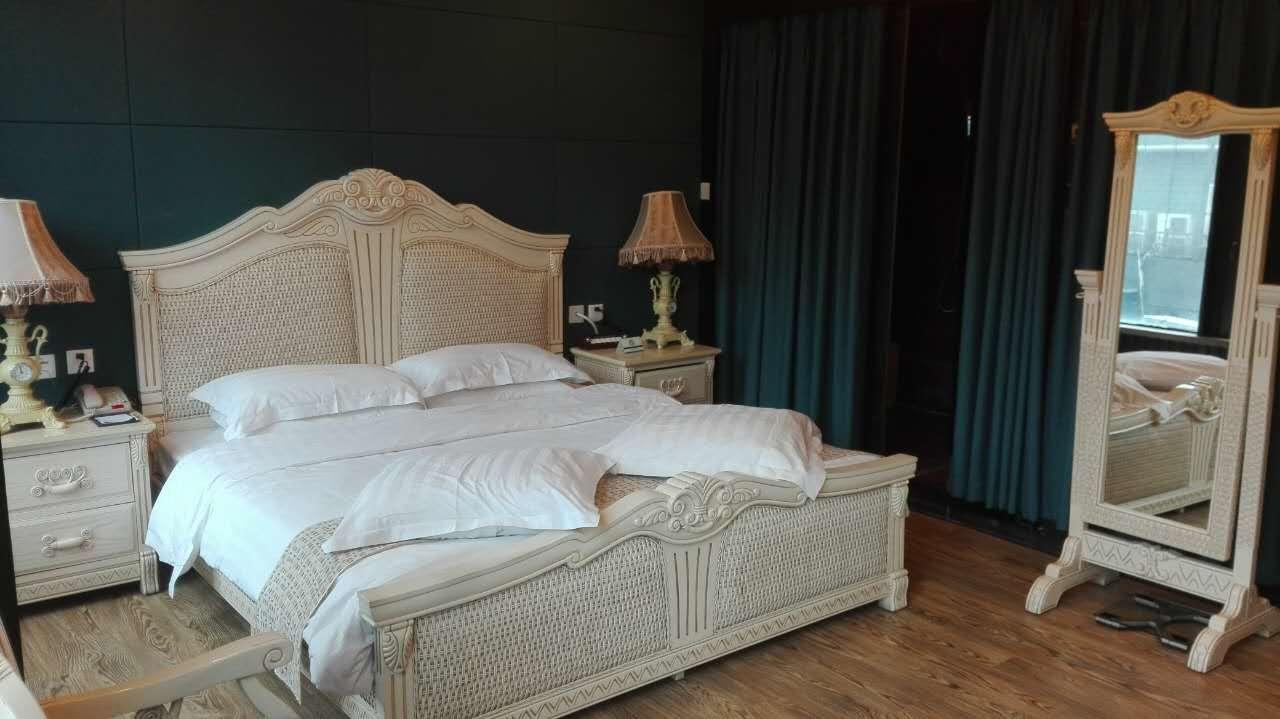 Xinjiang Yema International Clubhouse Hotel Urumqi Eksteriør billede