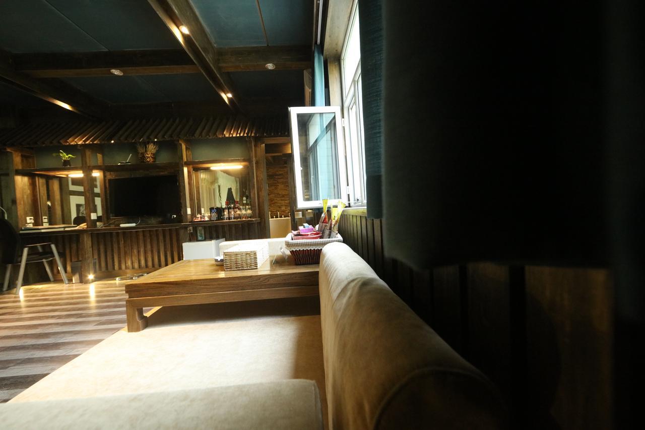Xinjiang Yema International Clubhouse Hotel Urumqi Eksteriør billede