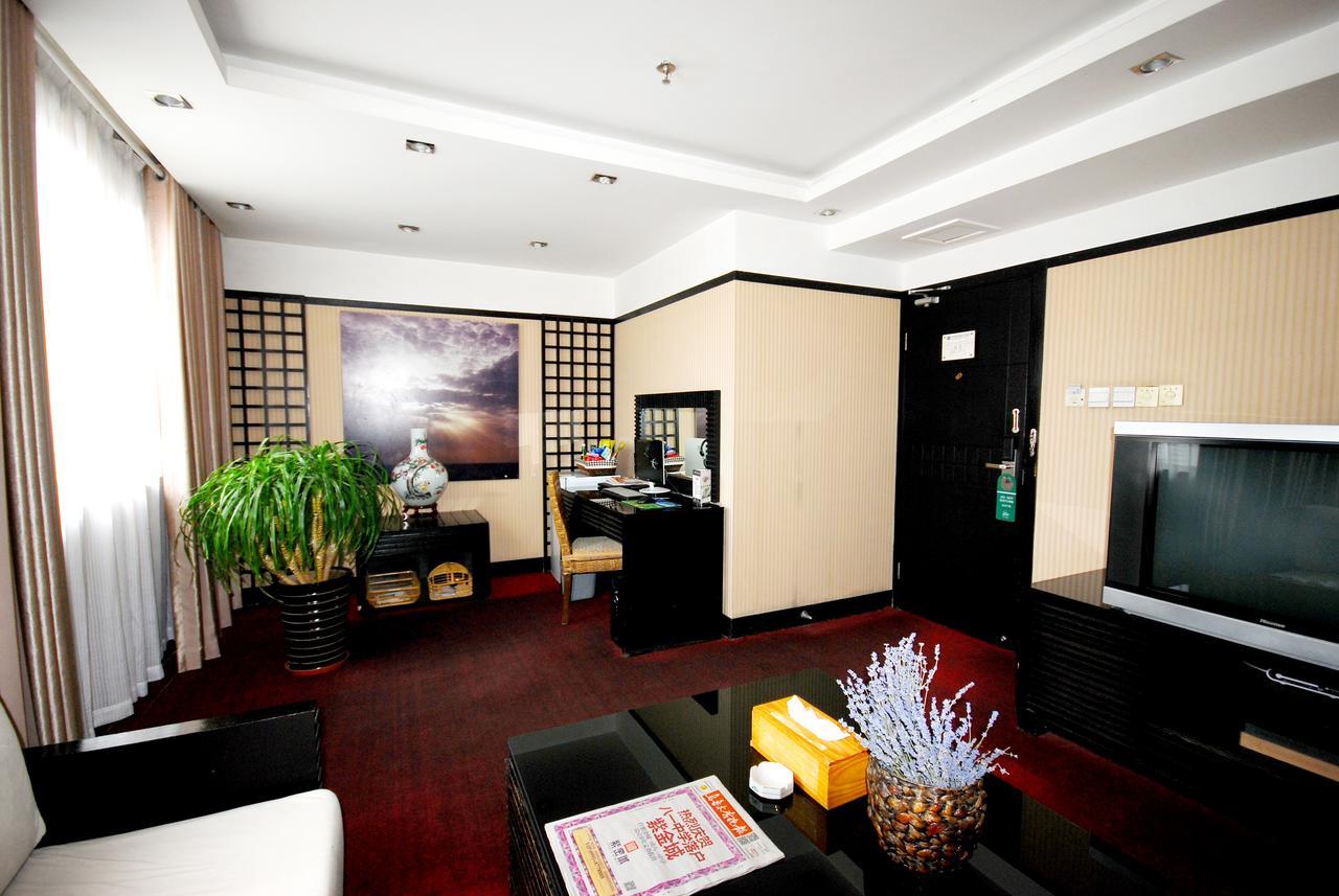 Xinjiang Yema International Clubhouse Hotel Urumqi Eksteriør billede